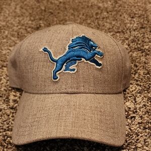 New Era Grey Heather Cap with Detroit Lions Logo